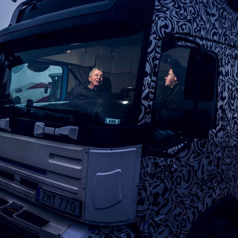 „Volvo Trucks“ atstovas Ericas Åströmas kalbasi su Joakimu Erikssonu